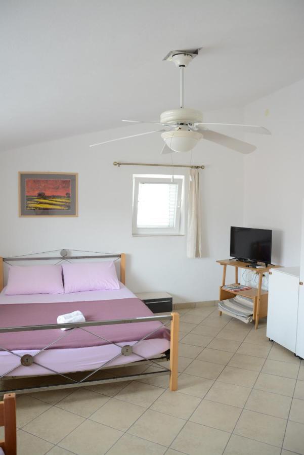 Apartments Marina Ražanac Camera foto